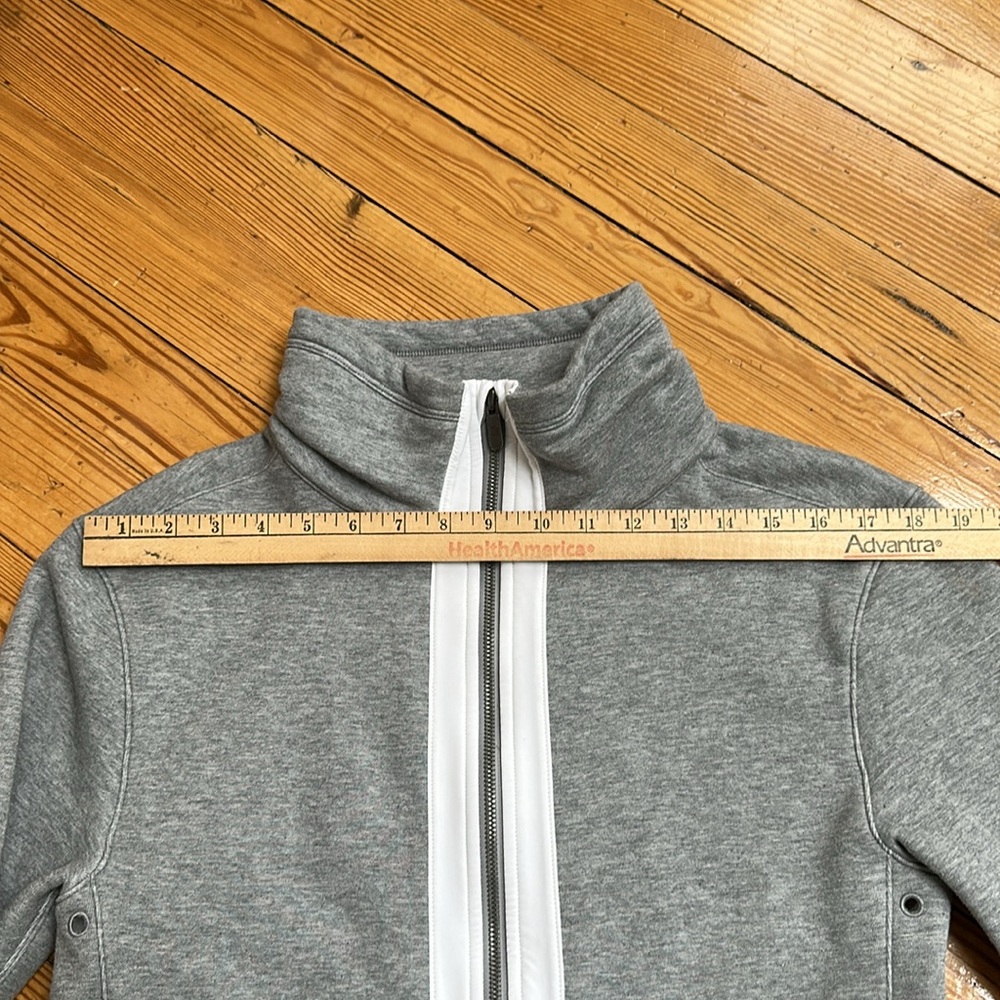 Lululemon Full Zip Jacket 8 Gray - Picture 12 of 14